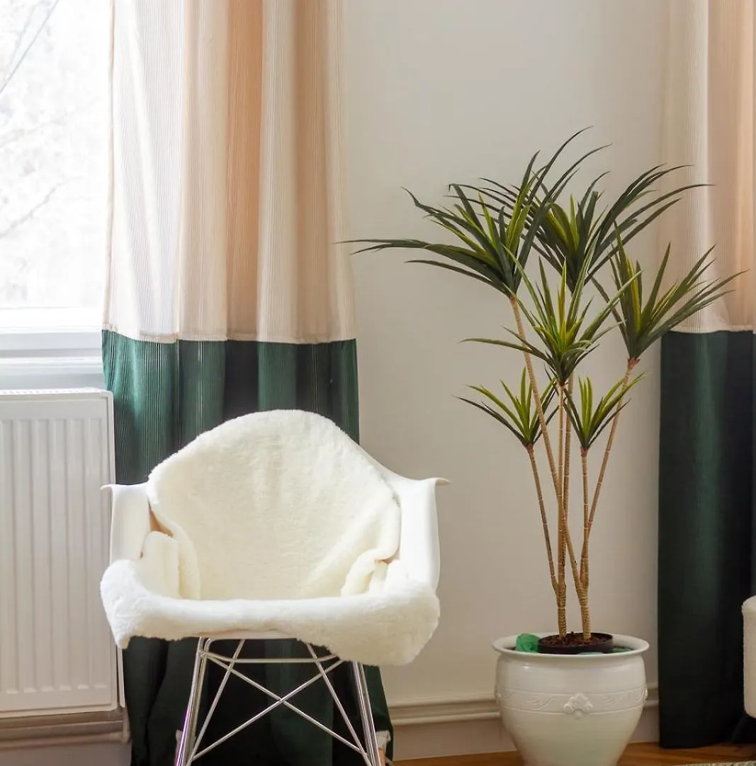 Apartment 2Br Modern Elegance W Sauna And Ac By Budapest Hungary